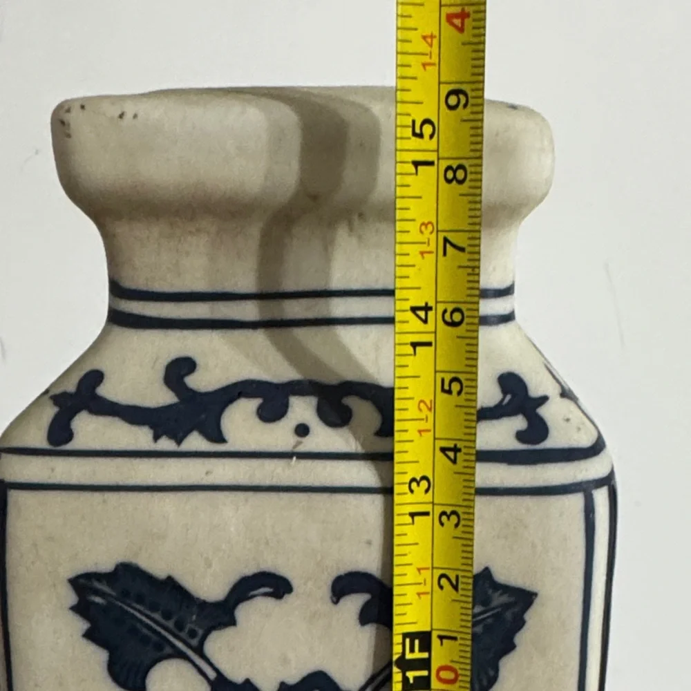 Elegant Vintage Hand painted Blue and White Floral  Chinoiserie vase
